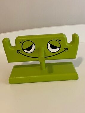 Handmade Spectacle Buddy by Chris Uphues